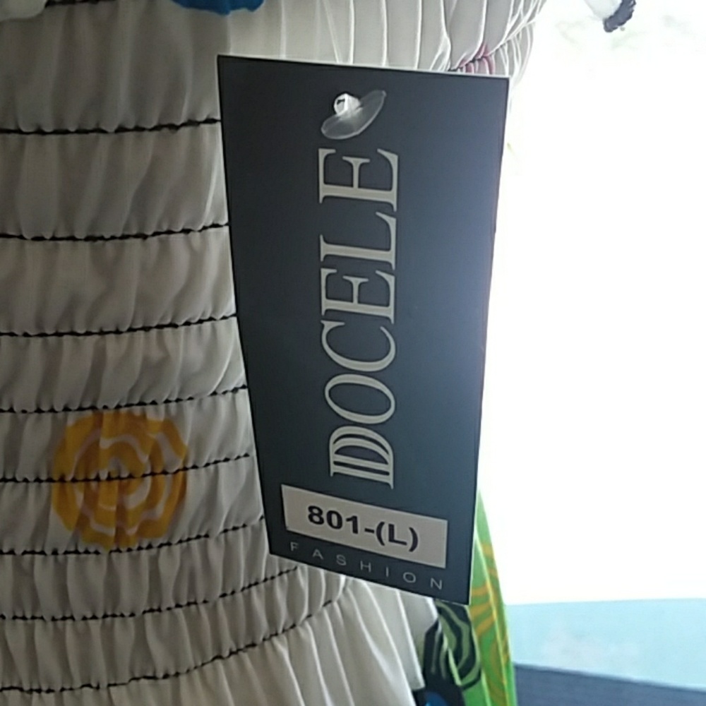 NWOT DOCELE - Picture 4 of 4
